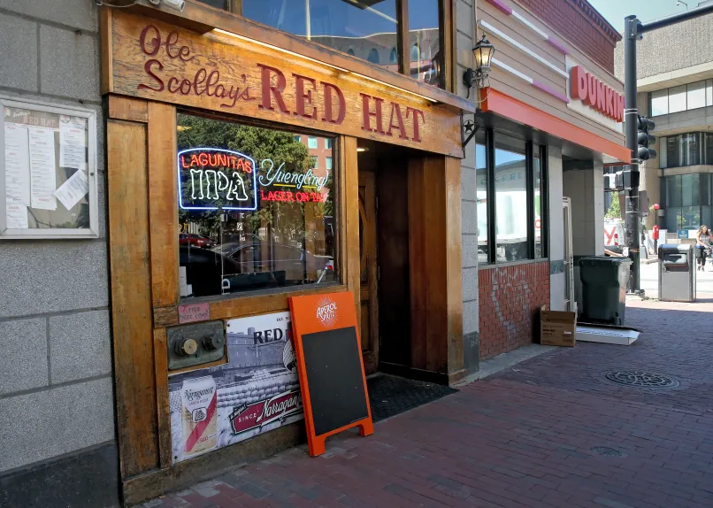 ole-scollays-red-hat--0f5210ef8c23fe1b97e3daca6697d8bc608d5878